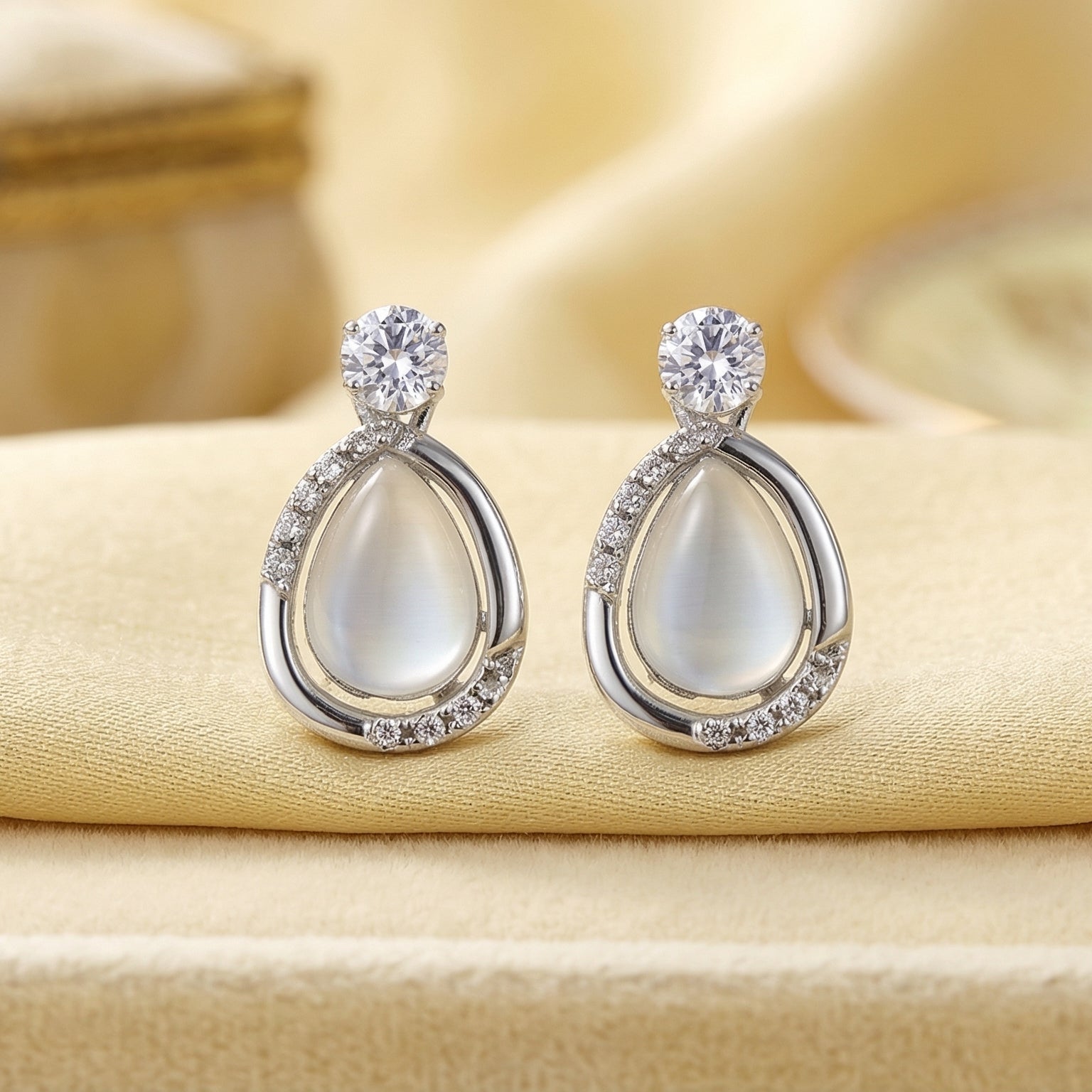 Silver Dewdrop Crystal Earrings