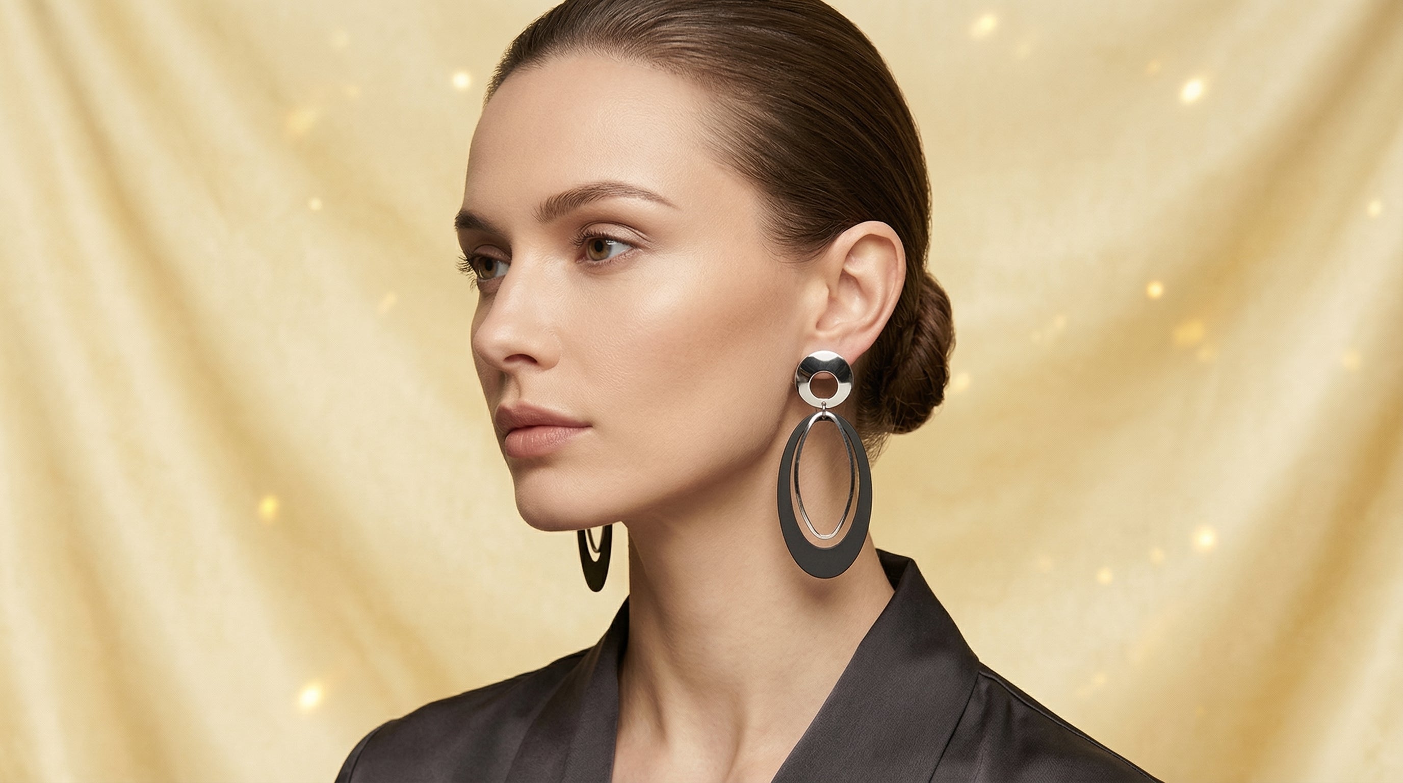 Oval shape earrings