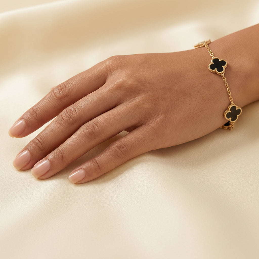 Noir Clover Charm Bracelet